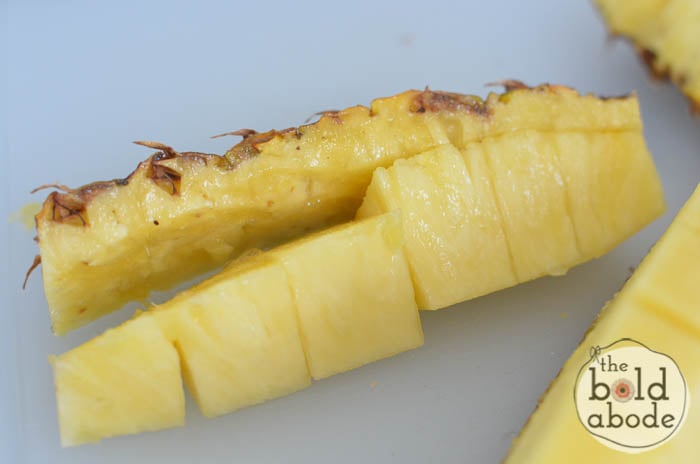 how to cube a pineapple-6