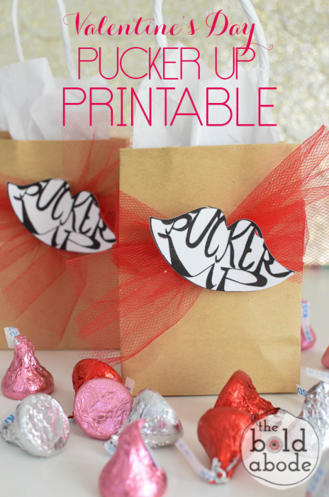 Pucker Up Valentine Treats: A free hand-lettered printable