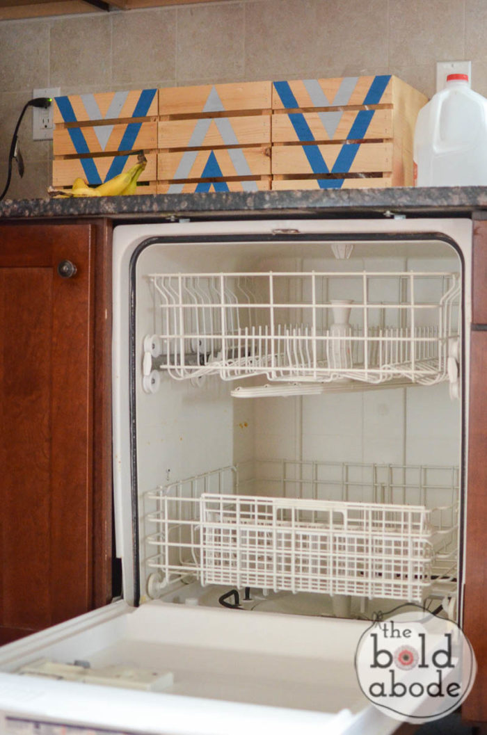 How to Freshen Your Workhorse of a Dishwasher Naturally!