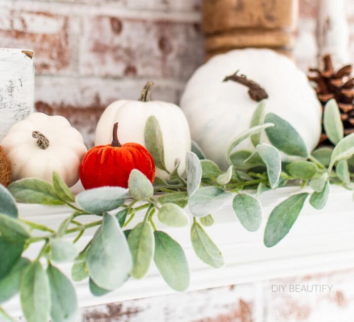simple mantel