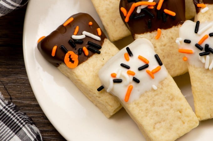 Easy Halloween Shortbread Cookies

